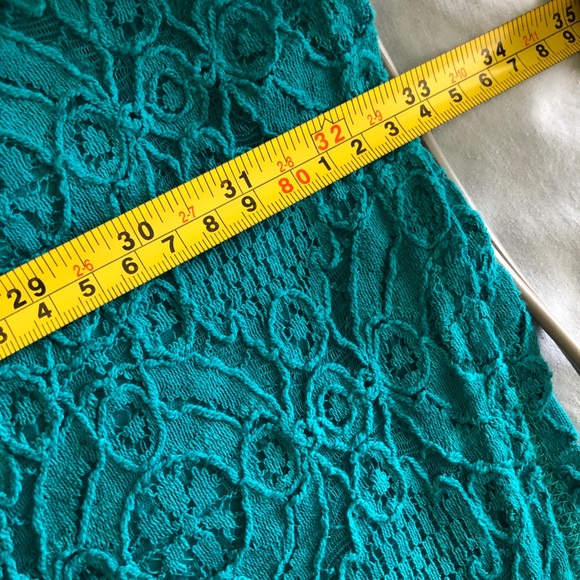 ❤️4 for $15 Memorial Day Sale!!! 🔥LOVELY MINI DRESS or TOPS🔥 - Picture 5 of 8